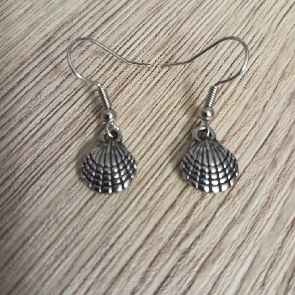 New sterling silver seashell ocean beach themed statement earrings summer